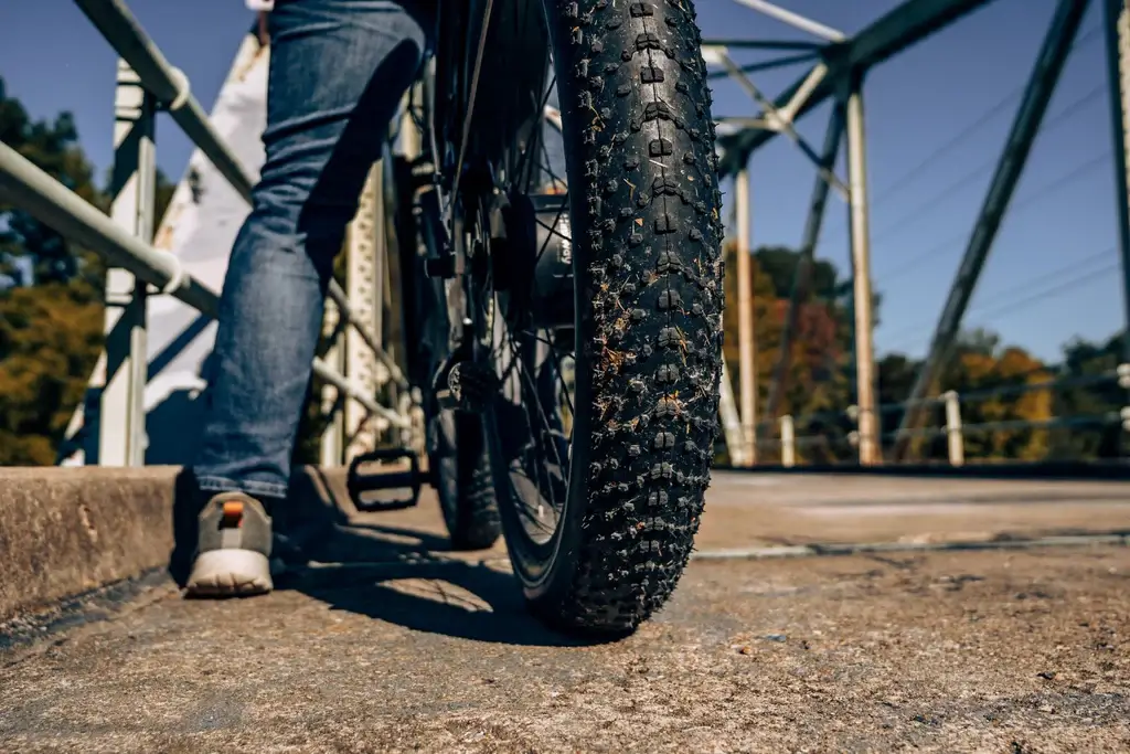 photo-of-e-bike-Flat-tire