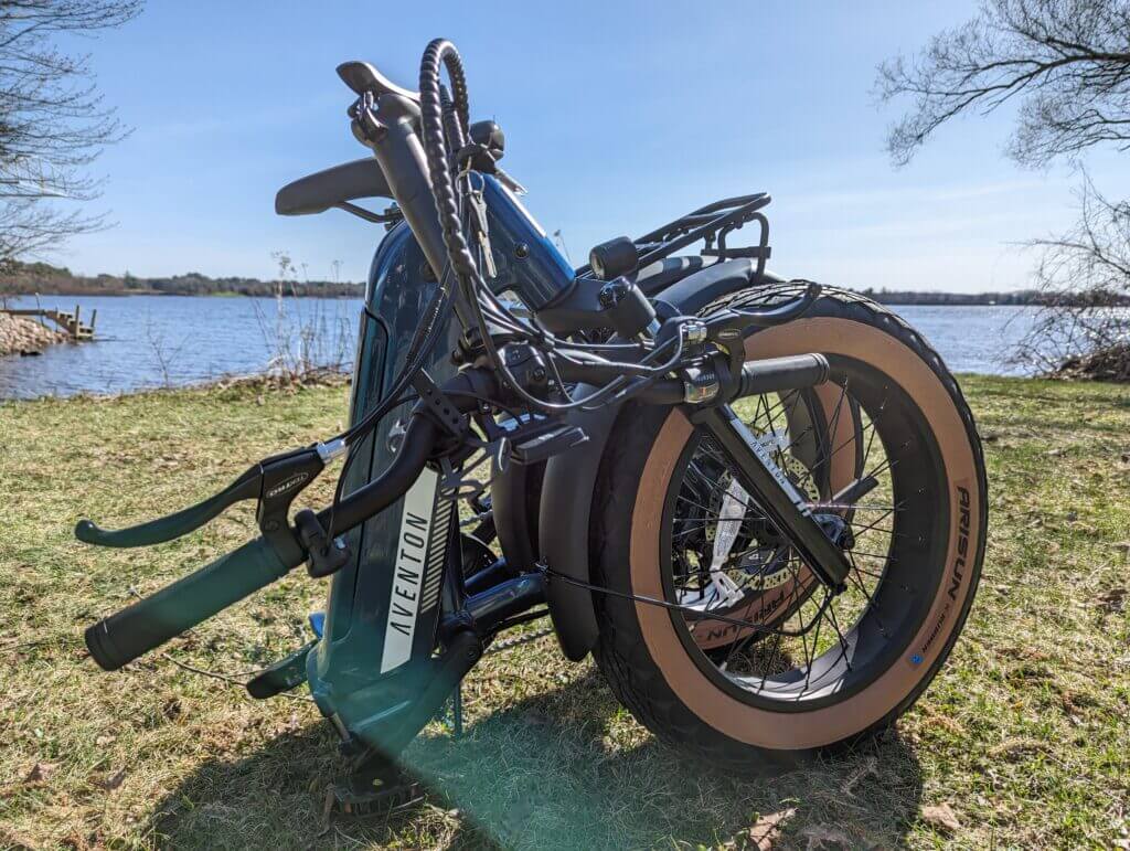 photo-of-Aventon-Sinch-2