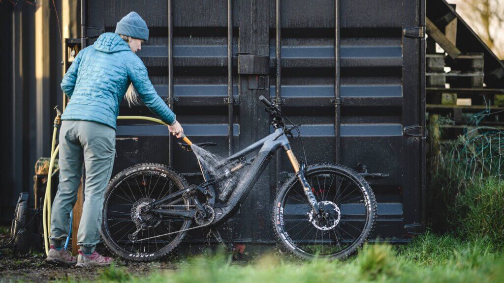 photo-of-how -to-clean-your-e-bike-electronics