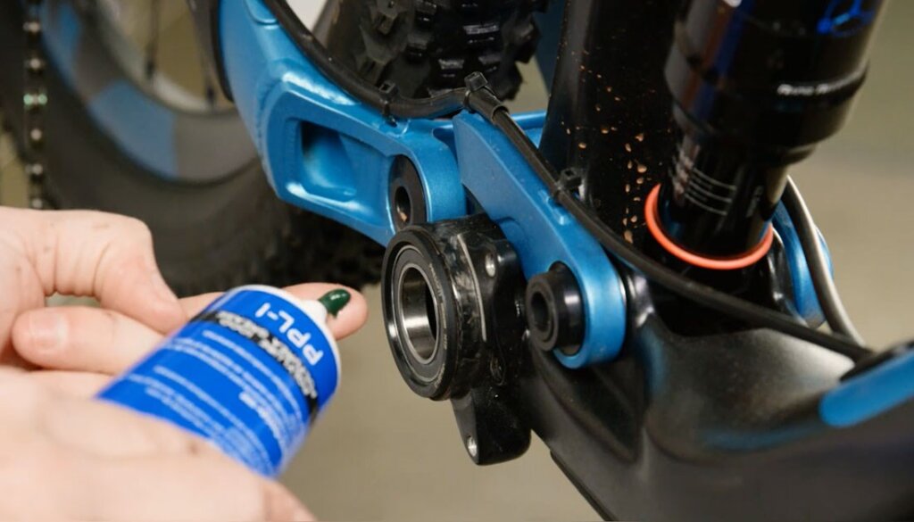 photo-of-diagnosing-noisy-e-bike-bearings